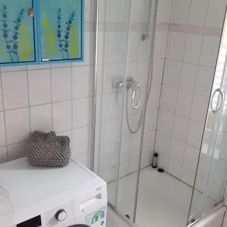 Grosse In Flecken Zechlin 아파트 *